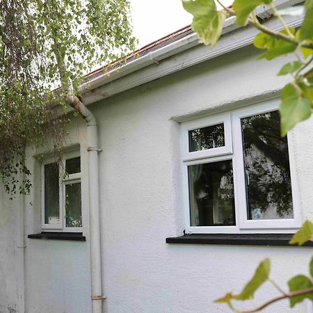 Cottage, Ireland, Includes Continental Breakfast Кушендолл Экстерьер фото